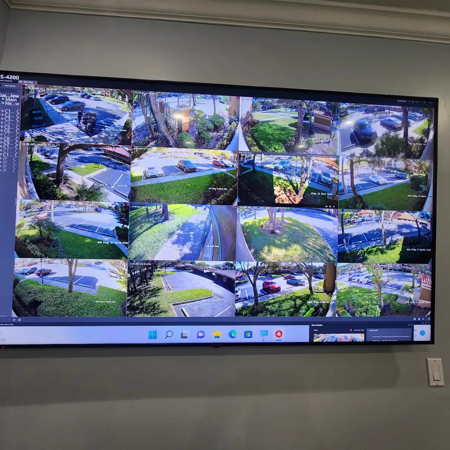 Multi-camera live monitoring wall display